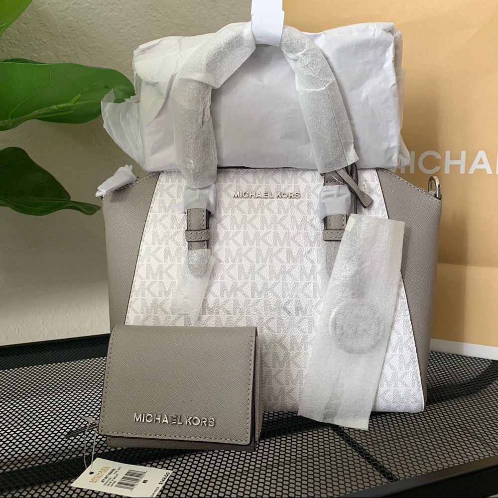 Michael Kors Handbag and Wallet Bundle Gray